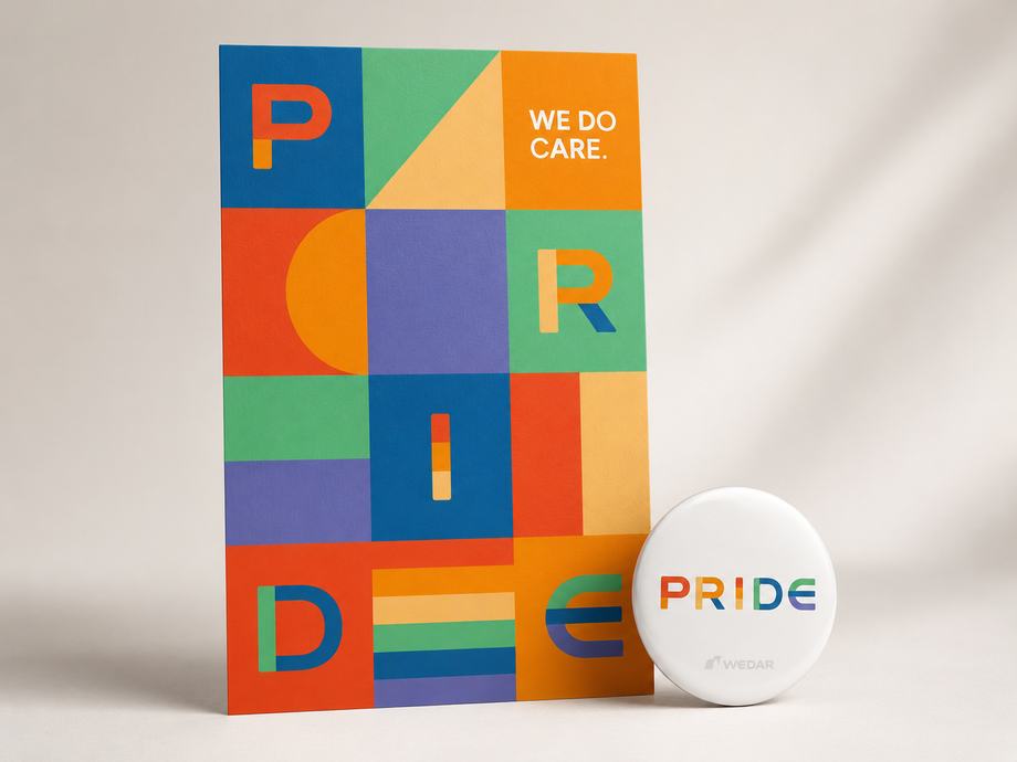 PRIDE 明信片與胸章